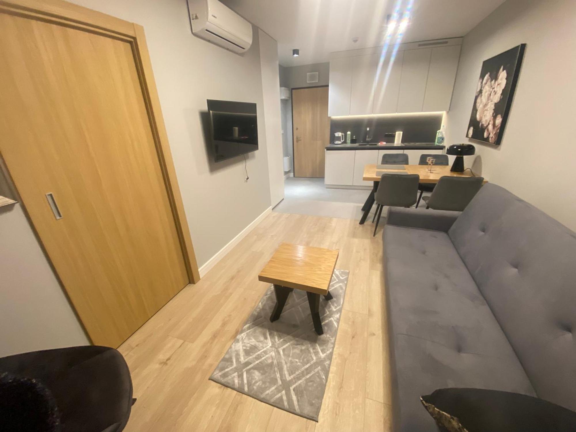 Wiktoryn 6 Piekne Nowe Apartamenty Z Duzymi Balkonami วอร์ซอ ภายนอก รูปภาพ