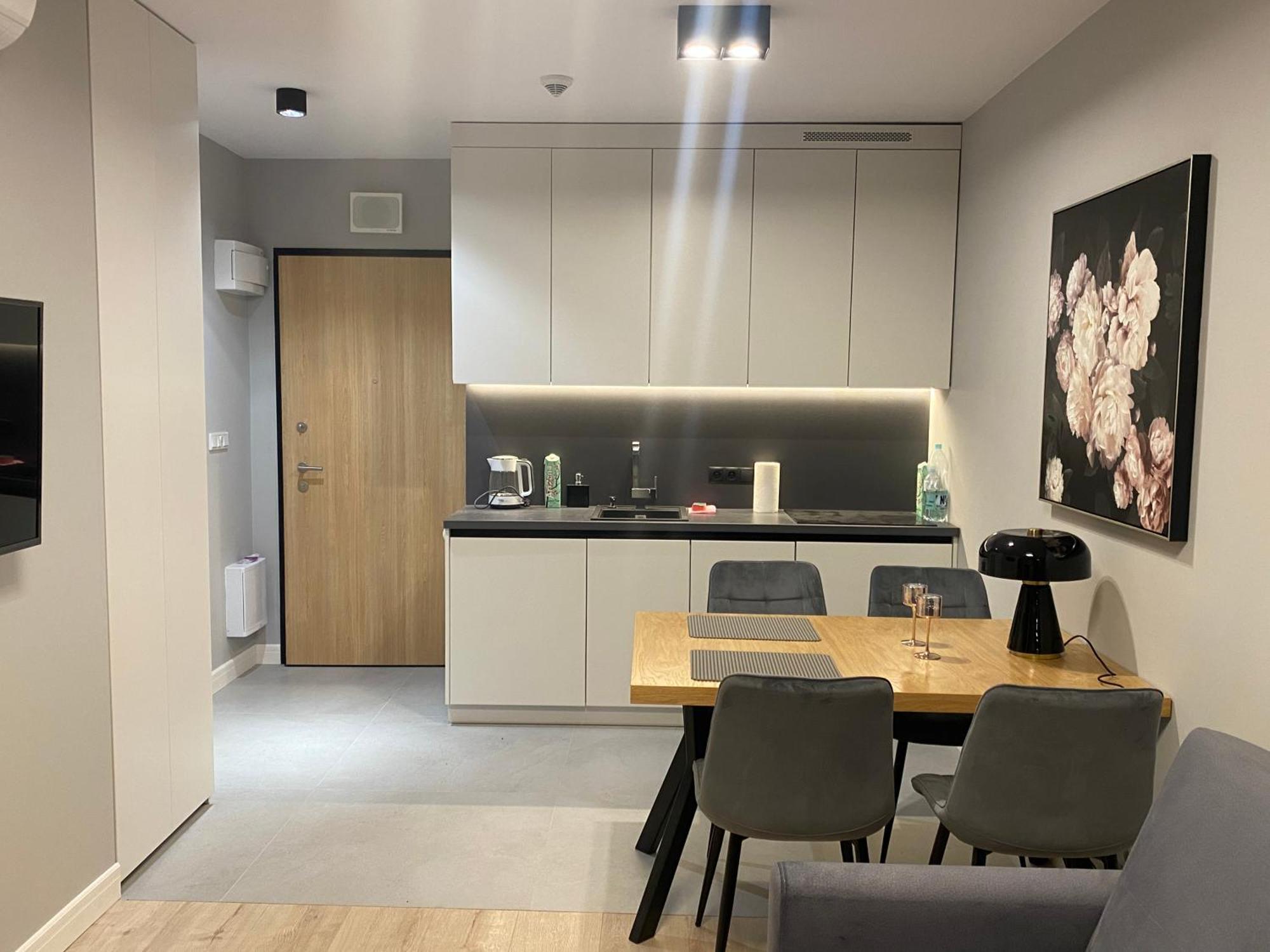 Wiktoryn 6 Piekne Nowe Apartamenty Z Duzymi Balkonami วอร์ซอ ภายนอก รูปภาพ